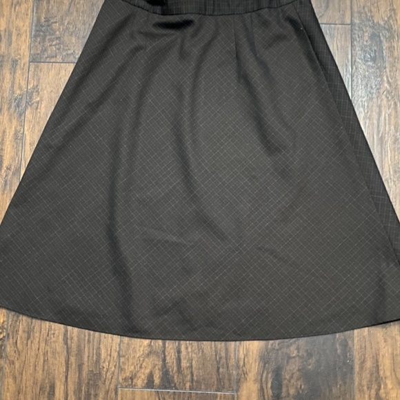 Ann Taylor Loft Skirt - Size 6 - Brown - Picture 3 of 4